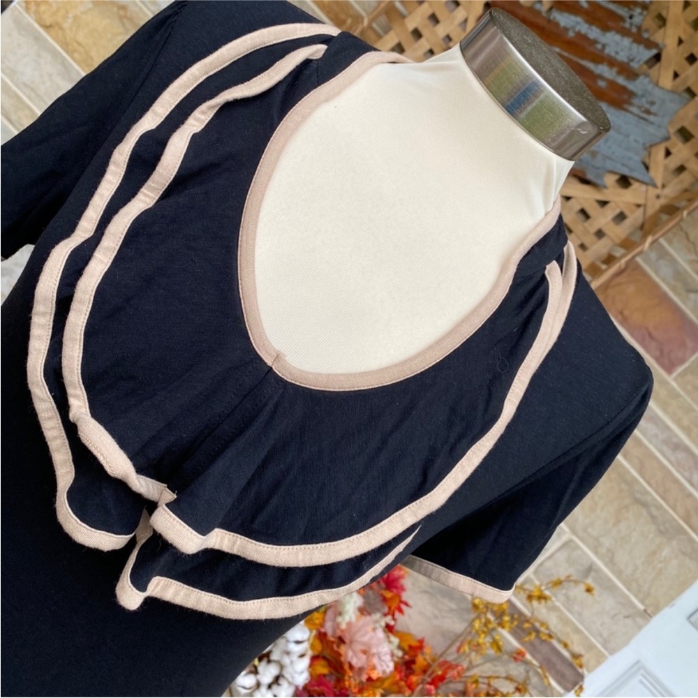 The Limited Ruffle Neck Top - Picture 2 of 8